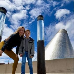 Meet your Posher, Carla